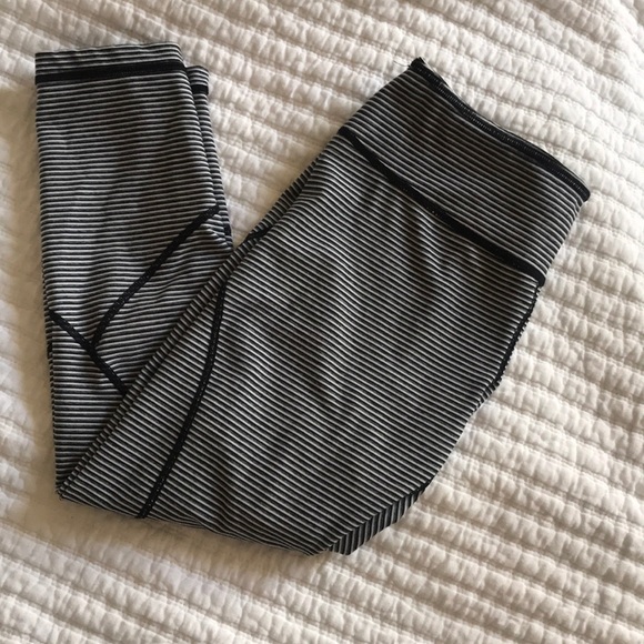 Zella Cropped Leggings - Picture 1 of 2